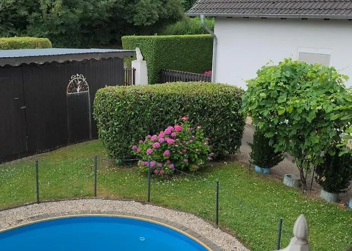 Relaxing 120 M2 Escape Near Cologne 弗雷兴